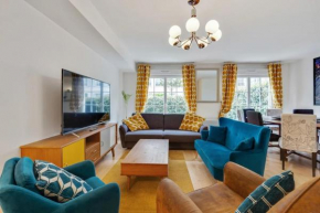 Accommodation closest to Disneyland